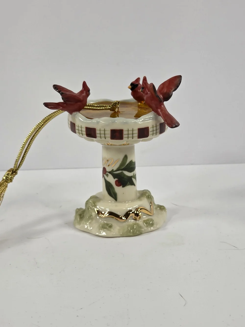 Lenox decorative birdbath